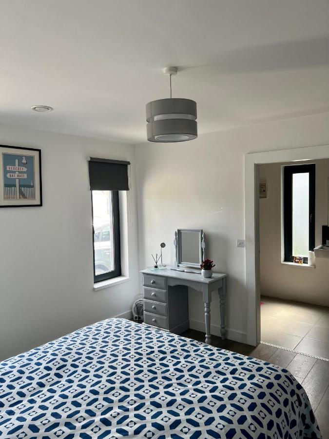 Fitzy'S Bunker - Modern Beach Apartment Ardglass Exterior foto